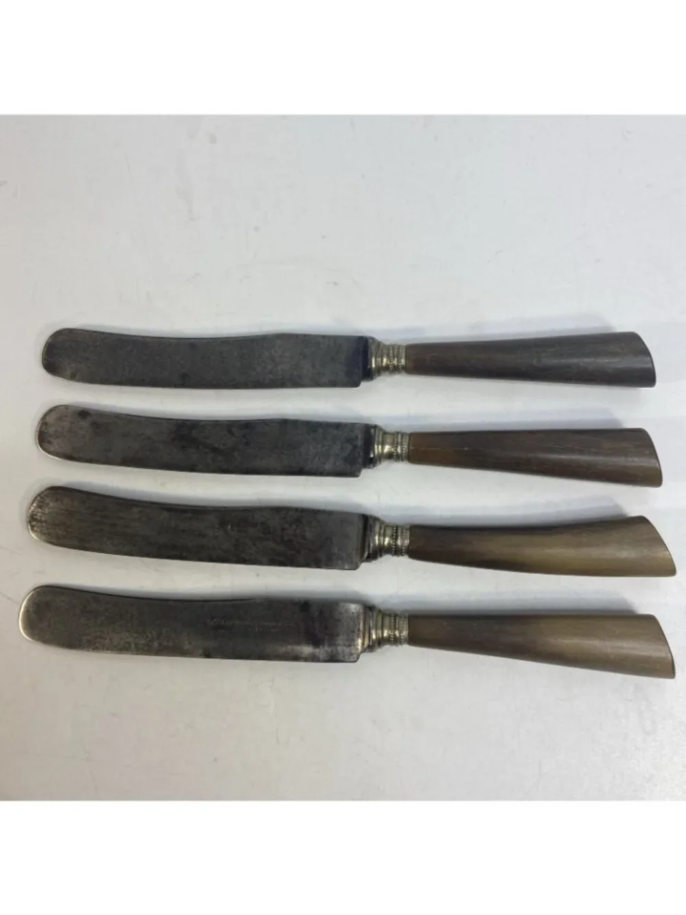 Antique  JA Henckels Solingen Germany Horn Handle Dinner Knives Set Of 4 Carbon